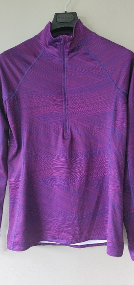 Under Armour long sleeve - Picture 1 of 2